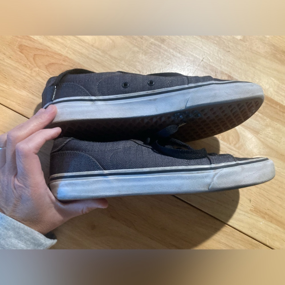 Vans black sneakers in size Men’s 8.5. Great Condition. See pictures for details